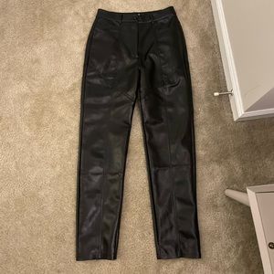 Aritizia size 8 Wilfred lined leather pants